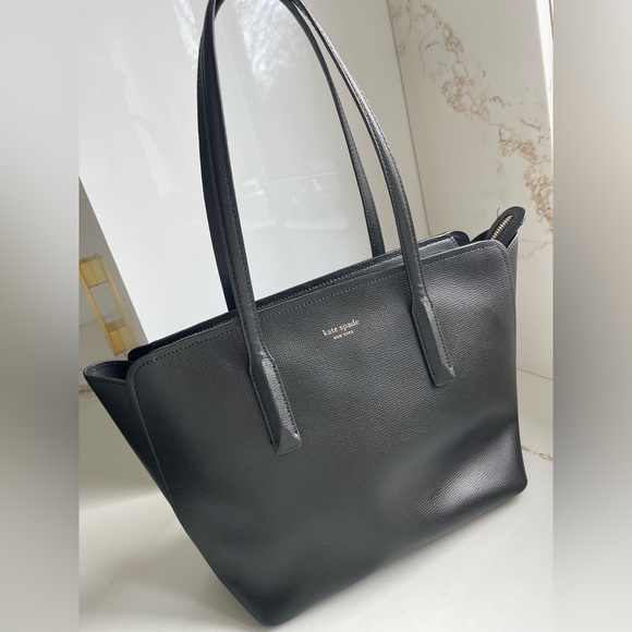 kate spade Handbags - Kate Spade New York Margaux Large Tote bag